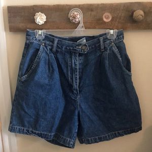 Shorts, vintage style
